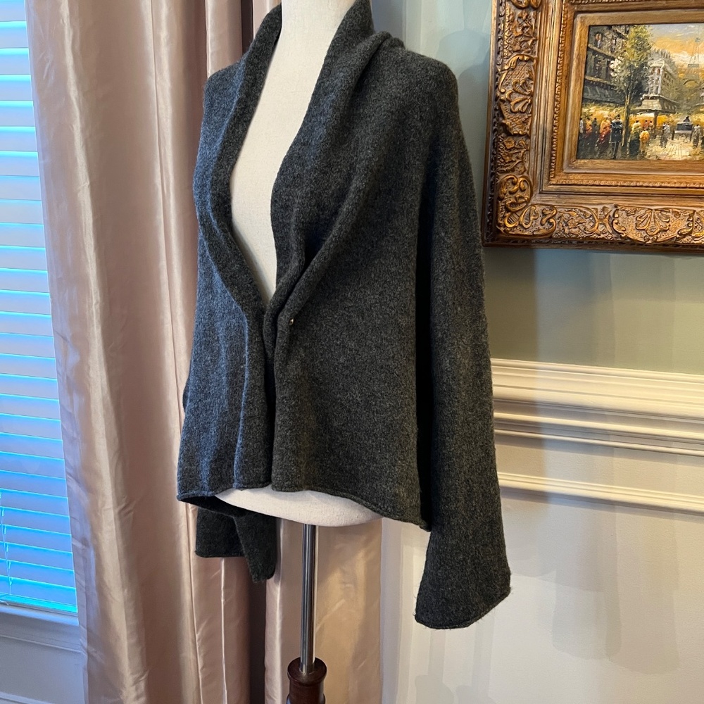 EUC ZARA Blogger Favorite Gray Knit Cardigan Sweater US Size SMALL - Picture 9 of 12